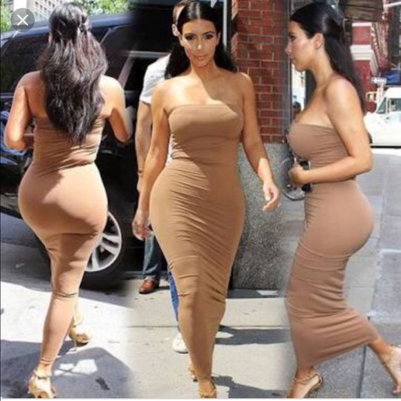 Dresses & Skirts - 🆕 Gorgeous taupe midi dress